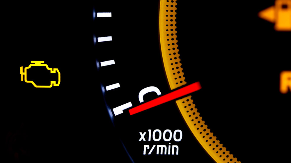 Thaco phản hồi vụ Mazda 3 “dính” lỗi check-engine-light-2.jpg