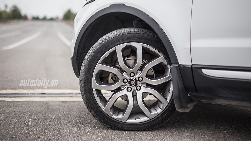 Một ngày “thử” khả năng địa hình của Range Rover Evoque Land-Rover-Evoque-Test (5).JPG