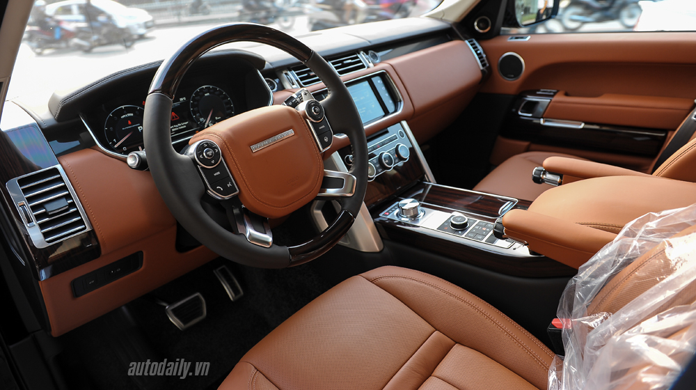 Chi tiết nội thất Range Rover SVAutobiography đầu tiên về Việt Nam Range Rover SVAutobiography (31).jpg