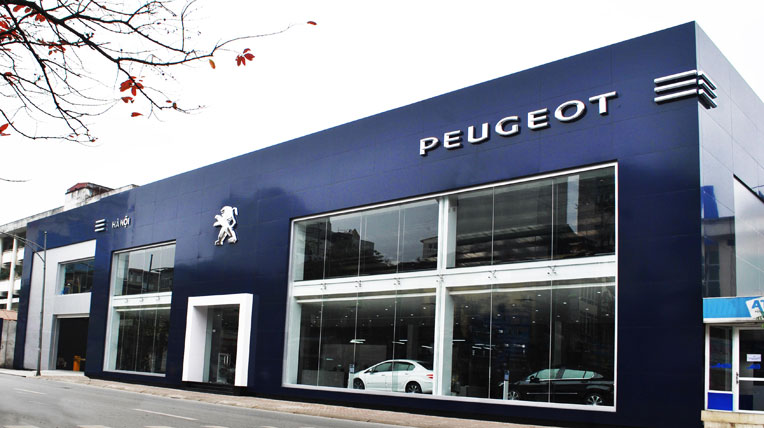 Khách hàng chia sẻ chuyện mua xe Peugeot autodaily-showroom-peugeot-(4).jpg