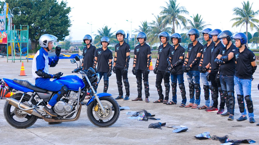 Dàn Air Blade 125cc mới cóng “khởi động nhẹ” trước thềm Caravan honda-air-blade-caravan (3).jpg