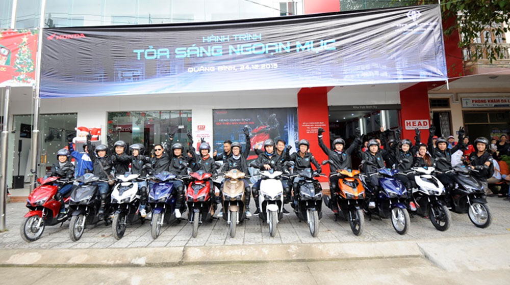 Dàn Air Blade 125cc mới cóng “khởi động nhẹ” trước thềm Caravan honda-air-blade-caravan (6).jpg