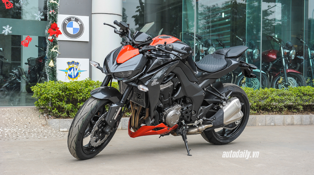 Kawasaki Z1000 – Honda CB1000R: Kẻ tám lạng người nửa cân Kawasaki Z1000 (9).JPG