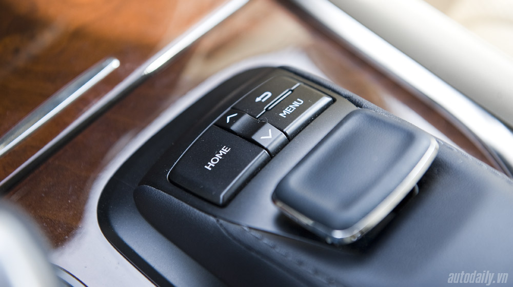 5 điều khiến Lexus LX570 được gọi là “chuyên cơ mặt đất” Lexus LX570 (48).jpg