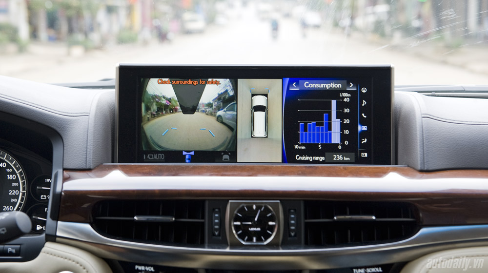 5 điều khiến Lexus LX570 được gọi là “chuyên cơ mặt đất” Lexus LX570 (58).jpg