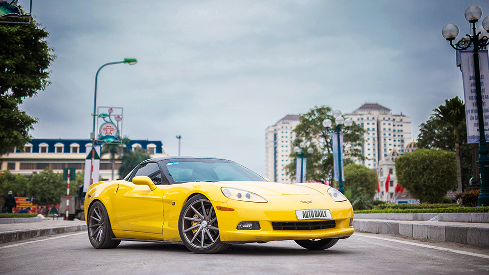 ‘‘Cầm cương’’ Chevrolet Corvette C6: Cơ bắp Mỹ đúng điệu chevrolet-corvette-c6 (1).JPG