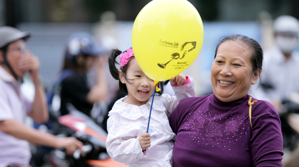 Lái xe “K0 Còi”: vui chờ đèn đỏ cùng Ford Việt Nam Ford Tang Bong Bay va Sticker K0 Coi Tai Nga Tu Cho Den Do (2) (1) copy.JPG