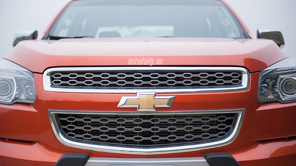 Đánh giá Chevrolet Colorado High Country: Thêm 