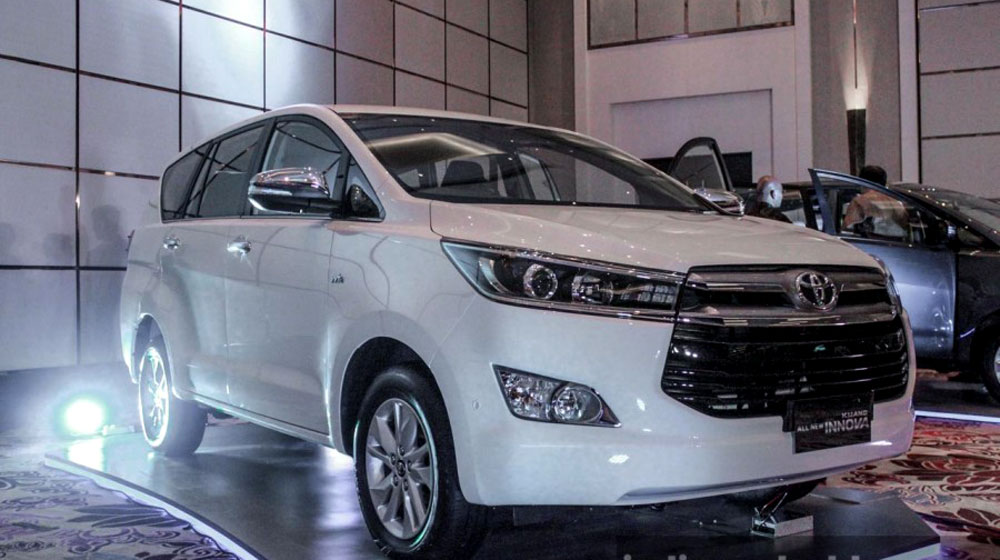 5 mẫu ôtô mới sẽ “gây sốt” thị trường Việt năm 2016 2016-Toyota-Innova.jpg
