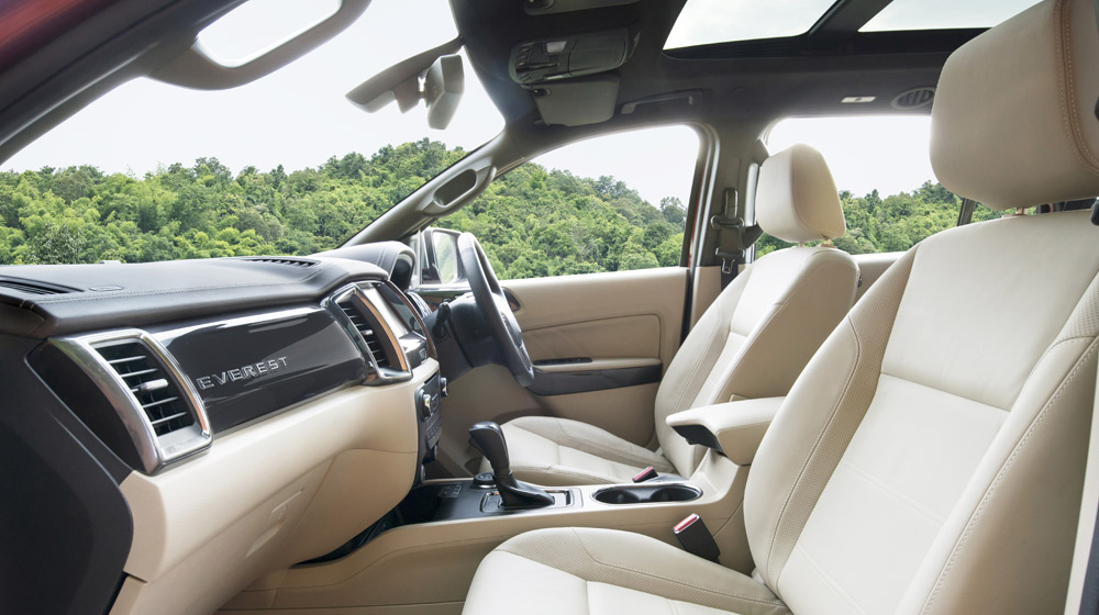 5 mẫu ôtô mới sẽ “gây sốt” thị trường Việt năm 2016 Ford-Everest-on-location-021.jpg