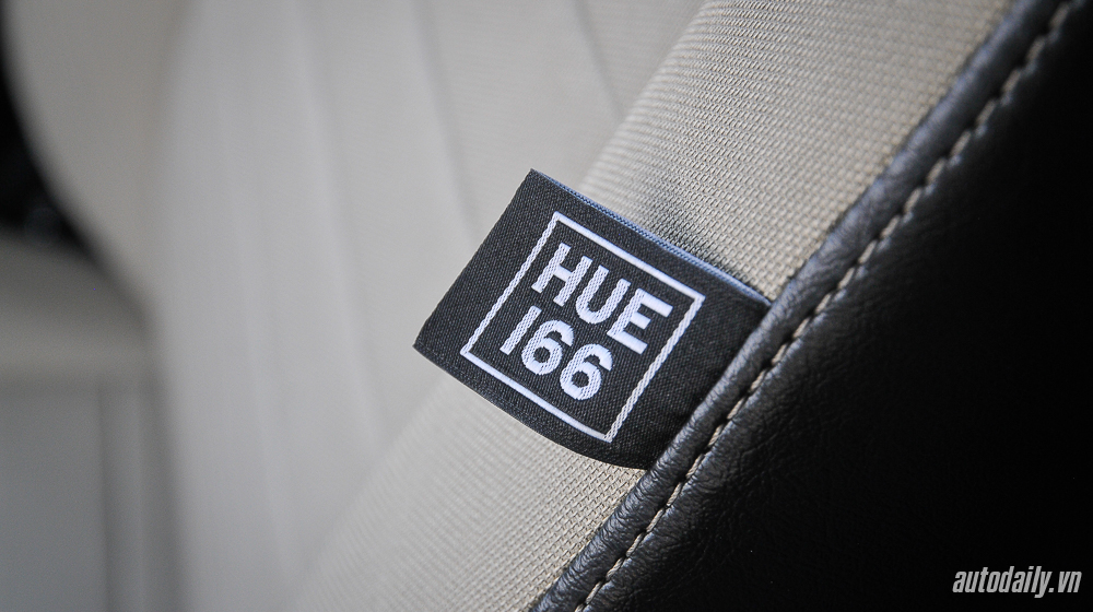 Ảnh chi tiết nội thất Land Rover Defender Heritage Edition Land_Rover_Defender_Disan (25).jpg