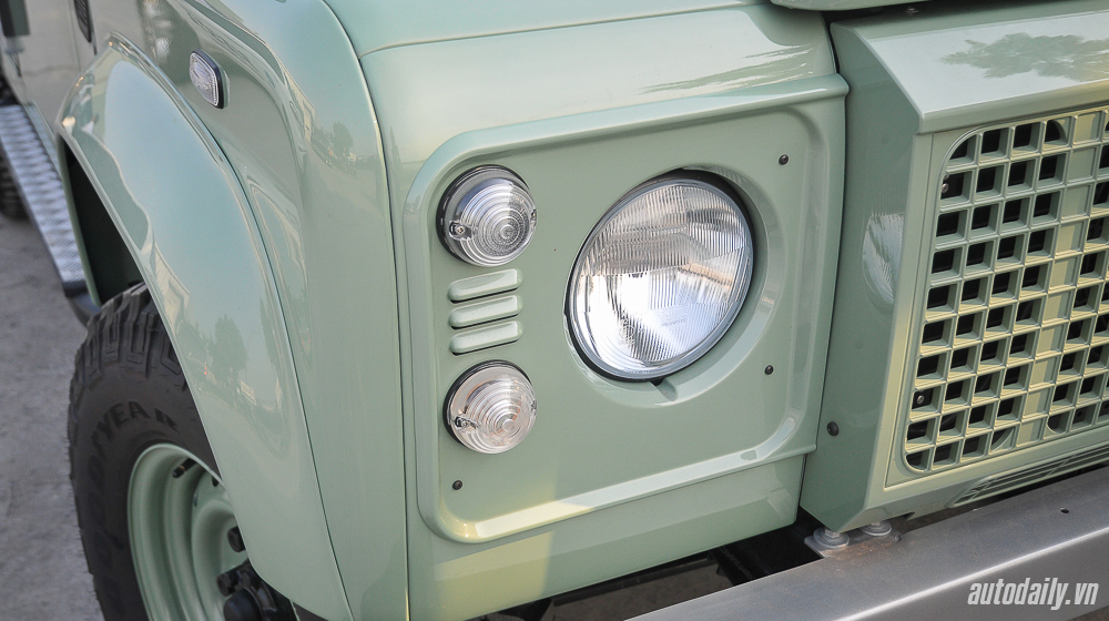 Ảnh chi tiết ngoại thất Land Rover Defender Heritage Edition Land_Rover_Defender_Disan (3).jpg