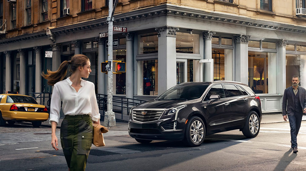 Cadillac và Chevrolet phát triển dòng SUV mới 2017-Cadillac-XT5-10.jpg