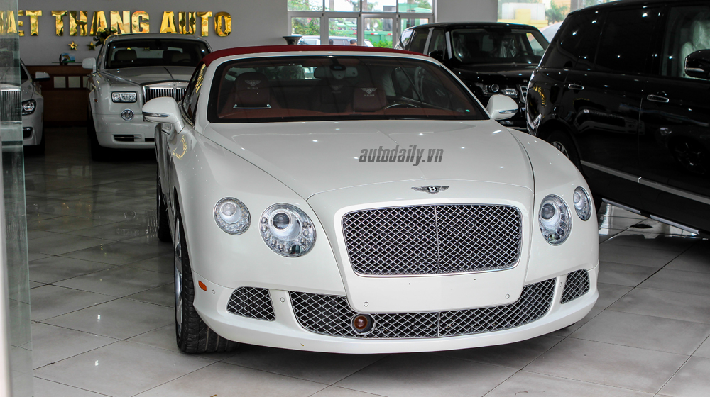 Ngắm kỹ Bentley Continental GT Convertible Mulliner tại Hà Nội Bentley GTC 2012 (30).JPG