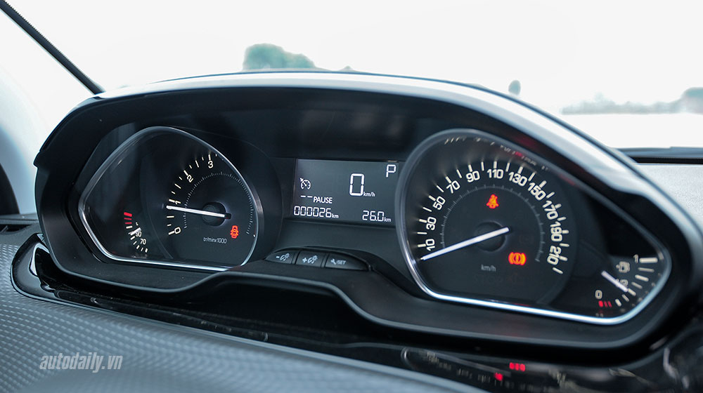Đánh giá Peugeot 208 – “Xế” nhỏ đẳng cấp châu Âu DSC_4707-copy.jpg