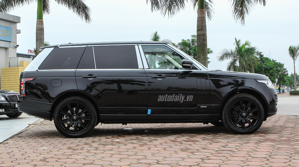 Ngắm hàng hiếm Range Rover Autobiography LWB Hybrid tại Hà Nội 1 Range Rover Autobiography Hybrid (10).JPG