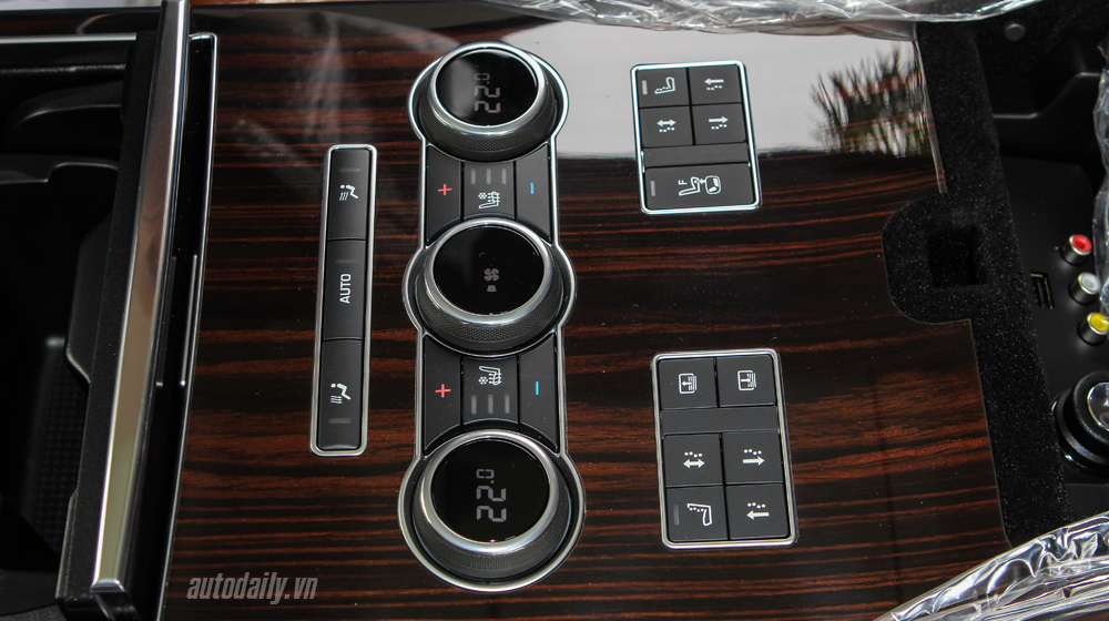 Ngắm hàng hiếm Range Rover Autobiography LWB Hybrid tại Hà Nội 1 Range Rover Autobiography Hybrid (21).JPG