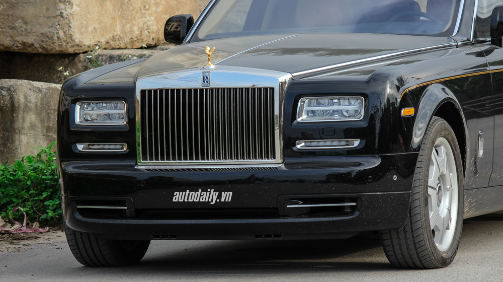 Đại gia Ninh Bình chi hơn 30 tỷ tậu Rolls-Royce Phantom Series II EWB 1 Rolls-Royce Phantom (12).JPG