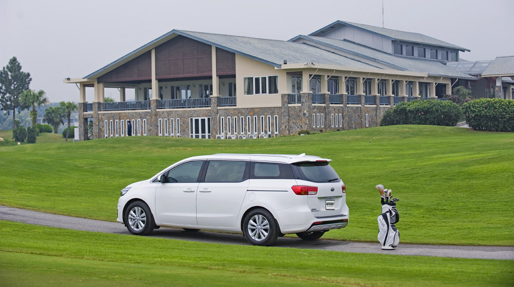 Đánh giá Kia Grand Sedona – Mẫu MPV lý tưởng cho gia đình Việt Kia Sedona_Ngoai that 2 (1).jpg