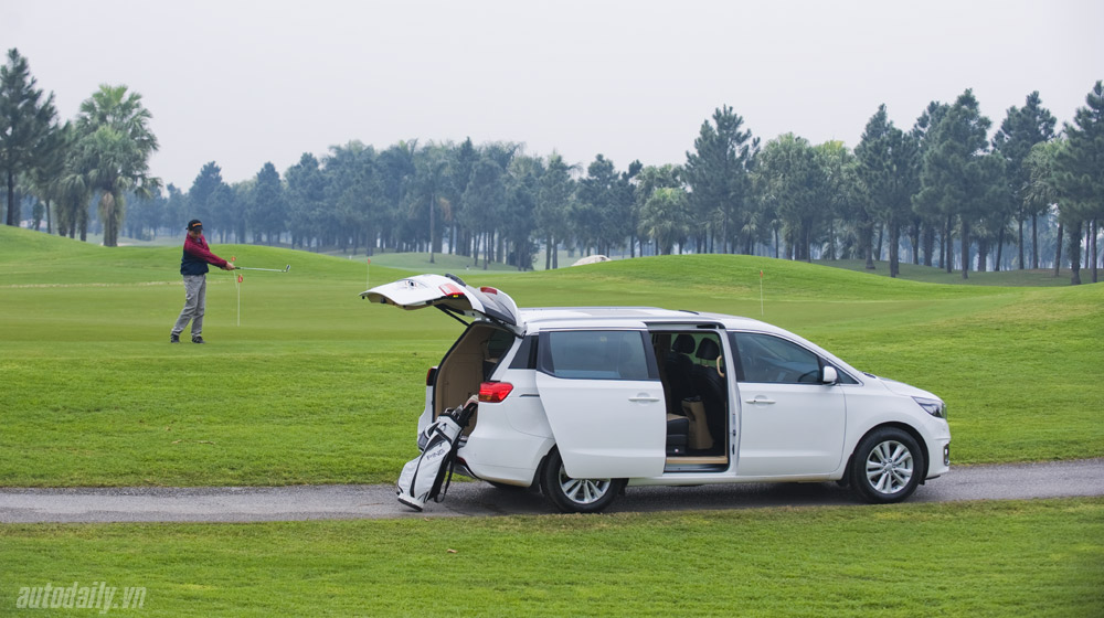 Đánh giá Kia Grand Sedona – Mẫu MPV lý tưởng cho gia đình Việt Kia Sedona_Ngoai that 2 (14).jpg