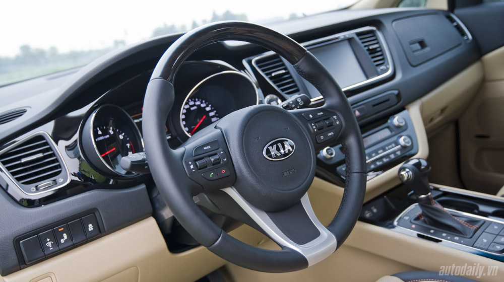 Đánh giá Kia Grand Sedona – Mẫu MPV lý tưởng cho gia đình Việt Kia Sedona_Noithat (12).jpg