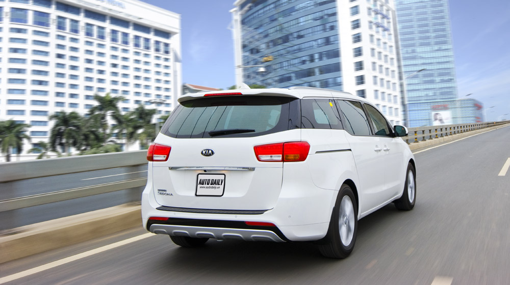 Đánh giá Kia Grand Sedona – Mẫu MPV lý tưởng cho gia đình Việt Kia Sedona_Vanhanh (2).jpg