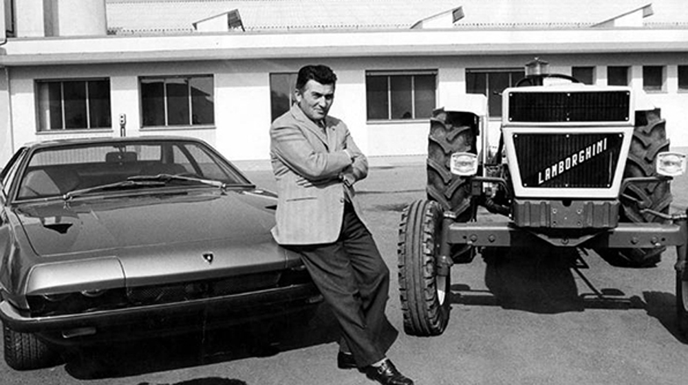 Lamborghini vs Ferrari: Khi 'Bò rừng' đòi cưỡi 'Ngựa hoang' Ferrari lamborghini (4).JPG