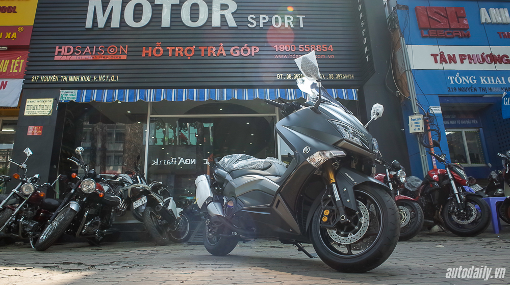 Yamaha TMax phiên bản đặc biệt cập bến Việt Nam Yamaha_TMAx (1).jpg