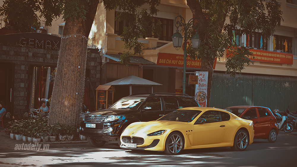 Maserati Granturismo MC Stradale – chàng công tử Ý giữa lòng Hà Nội Maserati Granturismo MC (14).JPG