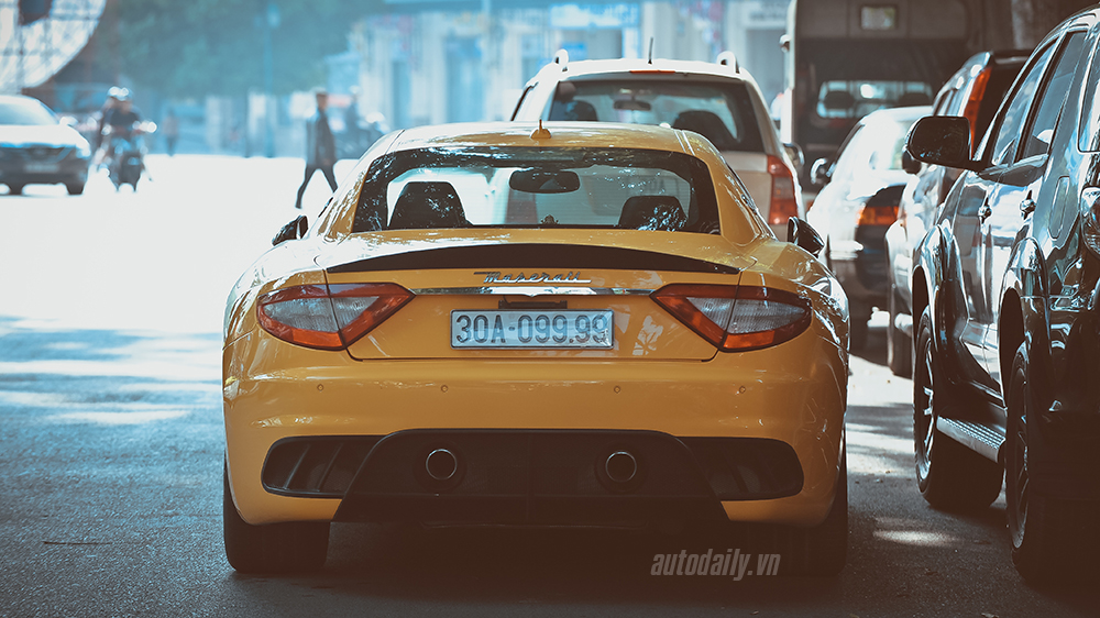 Maserati Granturismo MC Stradale – chàng công tử Ý giữa lòng Hà Nội Maserati Granturismo MC (19).JPG