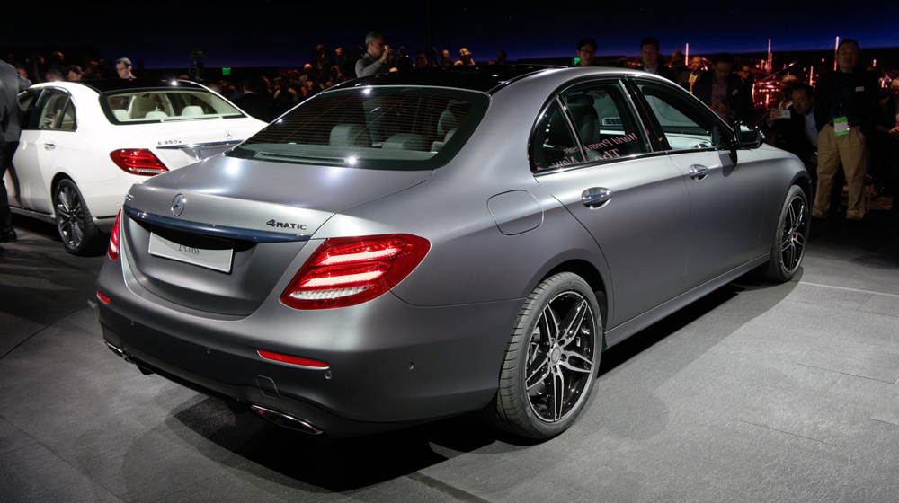 Cận cảnh Mercedes E-Class 2016 “bằng xương bằng thịt” Mercedes E-Class 2016 (18).JPG