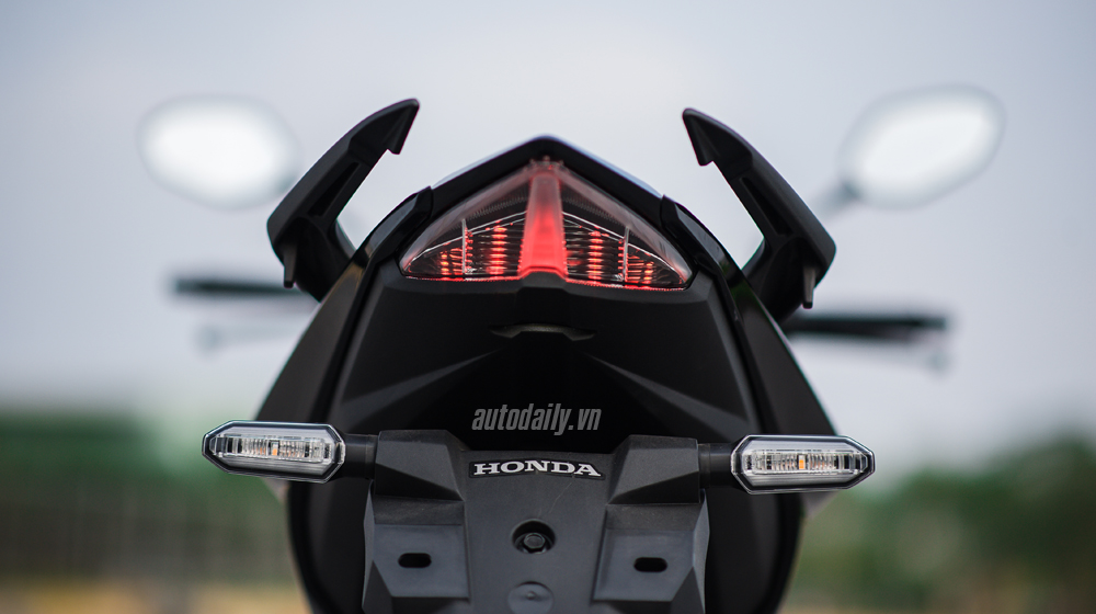 Ảnh chi tiết Honda CB150R tại Hà Nội honda Cb150R (11).JPG