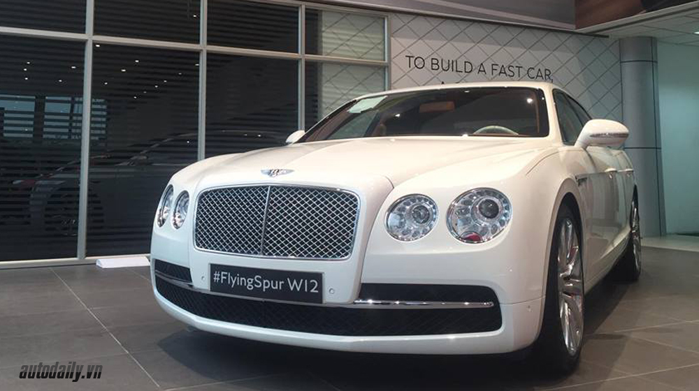Ảnh chi tiết Bentley Continental Flying Spur chính hãng thứ 2 về Việt Nam Bentley chinh hang (7).jpg