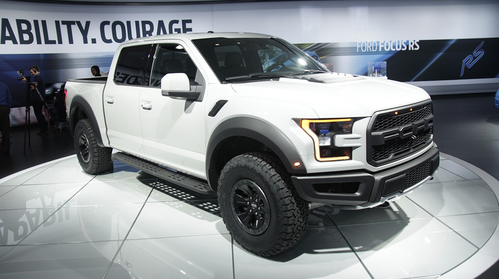 Ford F-150 Raptor 2017 - Xứng danh “siêu bán tải” Ford_F-150_Raptor_2017 (1).jpg