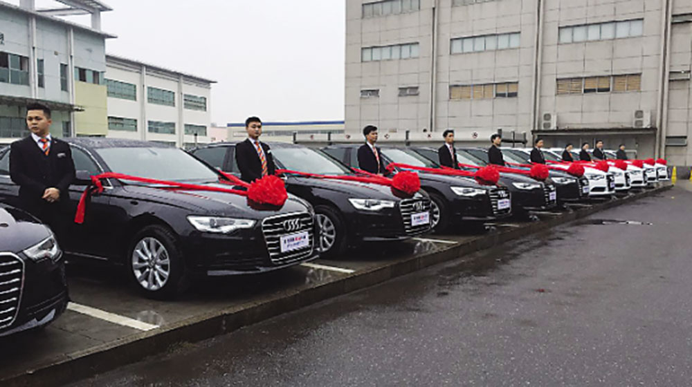 Thưởng tết 13 chiếc Audi A6 cho nhân viên Audi-A6.jpg