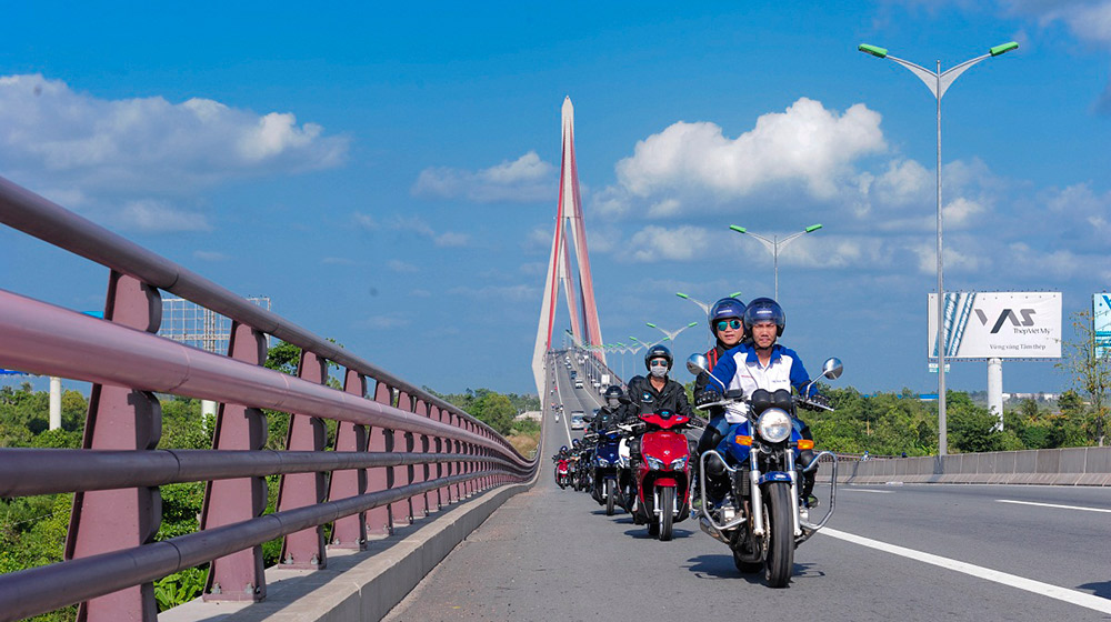 Air Blade 125cc mang quà đầu năm gì đến cho người dân miền Tây? airblade-caravan-6 (2).jpg