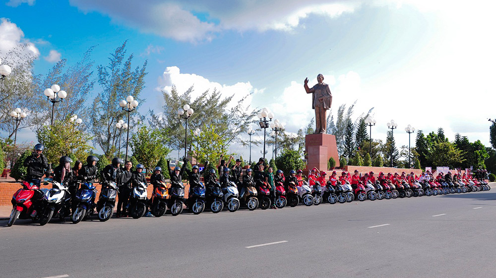 Air Blade 125cc mang quà đầu năm gì đến cho người dân miền Tây? airblade-caravan-6 (3).jpg