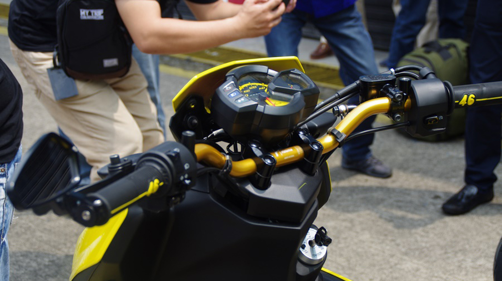 Ảnh chi tiết Yamaha Aerox 125LC vừa ra mắt 1 yamaha-aerox- (6).jpg