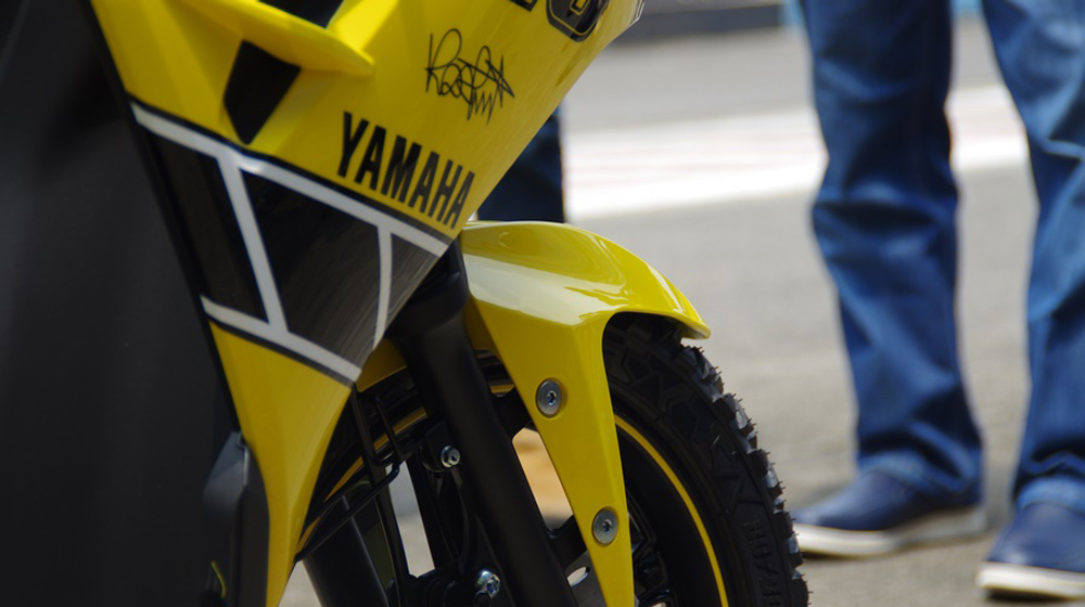 Ảnh chi tiết Yamaha Aerox 125LC vừa ra mắt 1 yamaha-aerox- (8).jpg