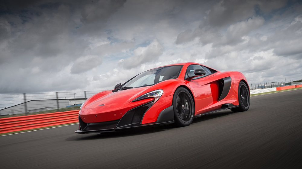 Siêu xe, xe sang đua nhau phá kỷ lục doanh số Siêu xe, xe sang phá kỷ lục doanh số (6).jpg