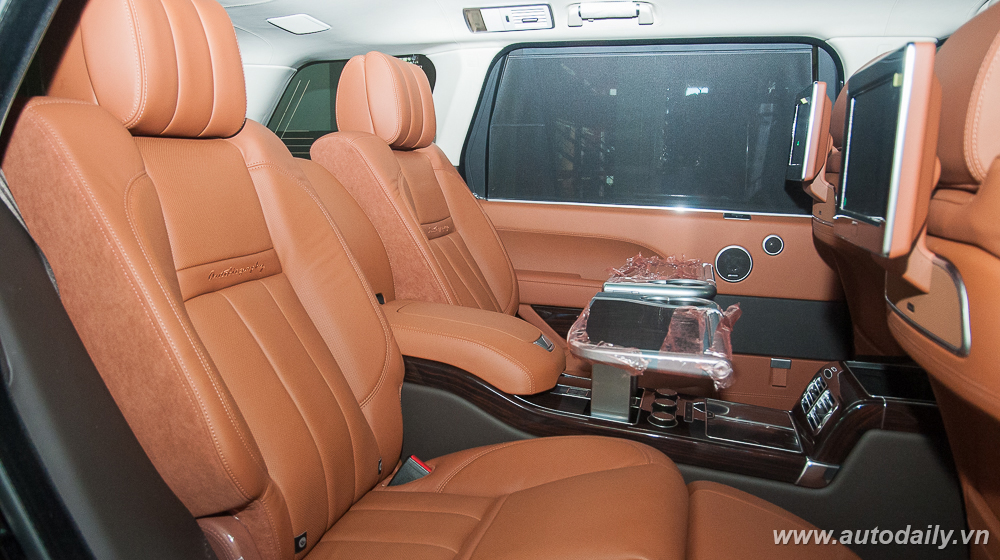 Nội thất Range Rover SVAutobiography chính hãng tại Việt Nam SVAutobiography (10).jpg