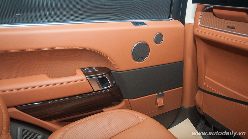 Nội thất Range Rover SVAutobiography chính hãng tại Việt Nam SVAutobiography (13).jpg