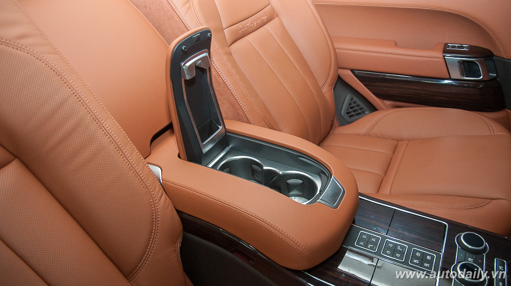Nội thất Range Rover SVAutobiography chính hãng tại Việt Nam SVAutobiography (14).jpg