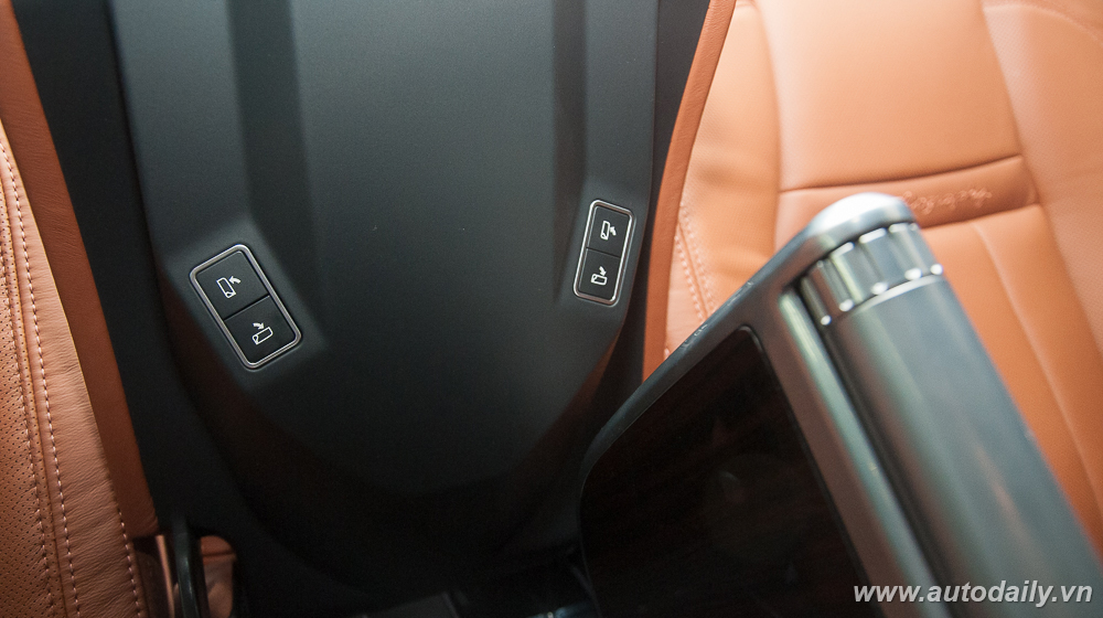 Nội thất Range Rover SVAutobiography chính hãng tại Việt Nam SVAutobiography (15).jpg