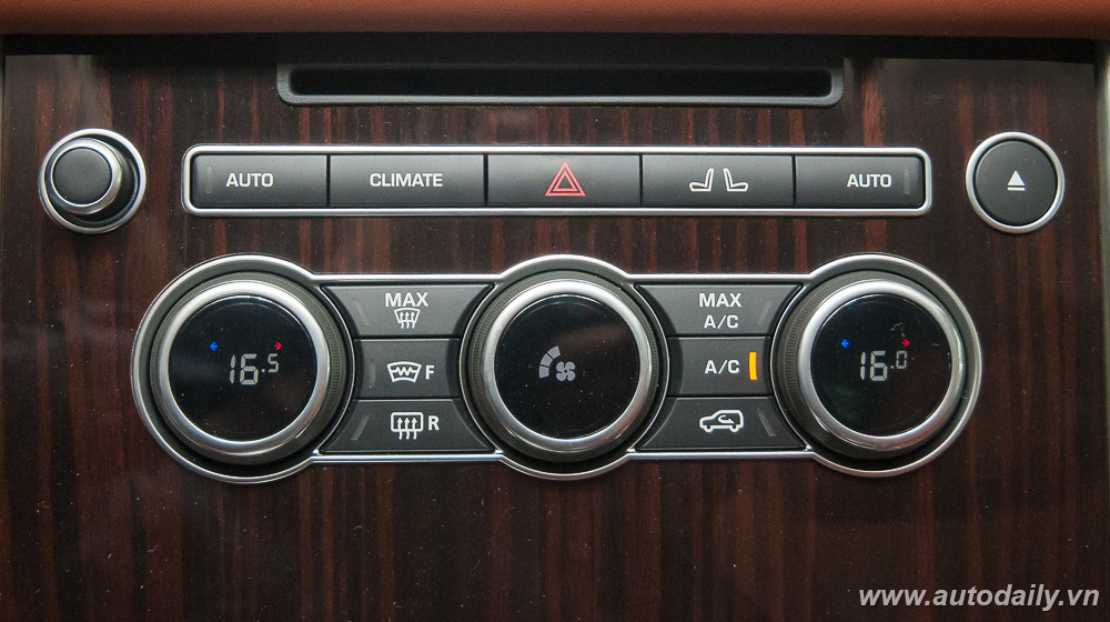 Nội thất Range Rover SVAutobiography chính hãng tại Việt Nam SVAutobiography (19).jpg