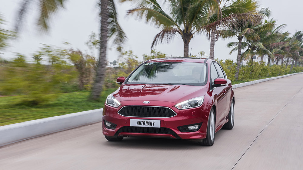 Hành trình “lạ” giữa mùa đông cùng Ford Focus mới focus-2015.jpg
