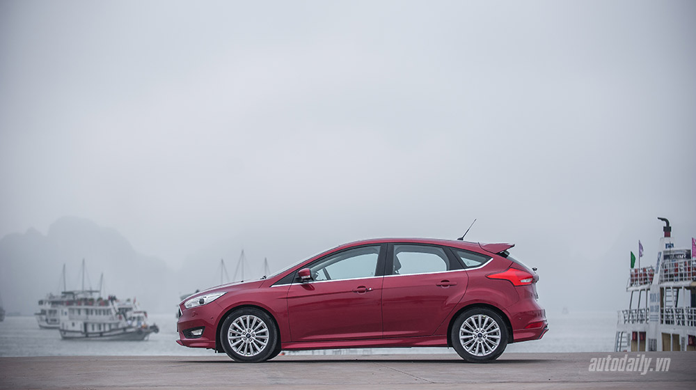 Hành trình “lạ” giữa mùa đông cùng Ford Focus mới ford-focus-2015 (14).jpg