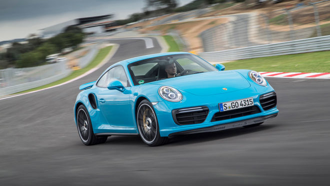 Điểm mặt 20 mẫu xe hiệu suất cao được mong chờ trong năm 2016 20 mẫu xe thể thao hiệu suất được mong đợi (10).jpg