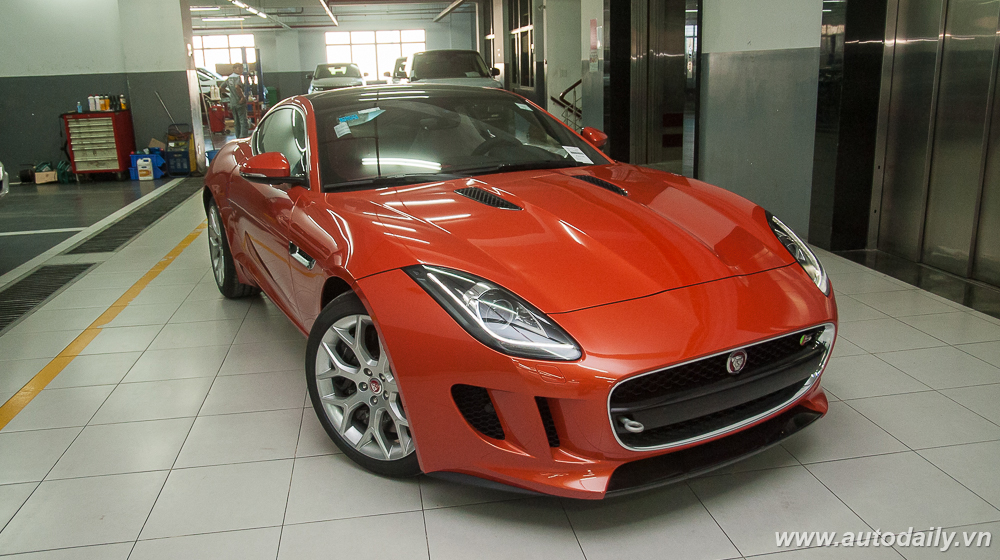 Ngắm vẻ đẹp của Jaguar F-Type S 2016 tại Việt Nam Jaguar F-Type (1).jpg