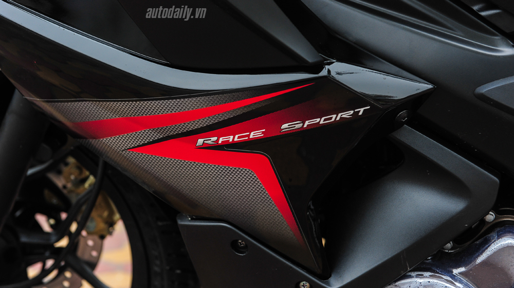 Soi chi tiết Bajaj Pulsar RS200 Demon Black đầu tiên tại Việt Nam bajaj pulsar RS200 (10).JPG